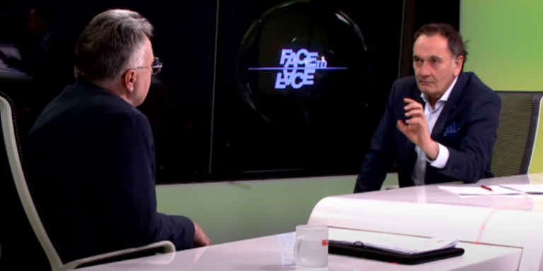 Kundërpërgjigjja e gazetarit boshnjak, i kërkon ambasadorit rus të thotë “Republika e Kosovës”