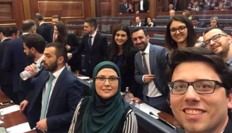 Sot pasdite mblidhen deputetët e VV-së, kjo është arsyeja