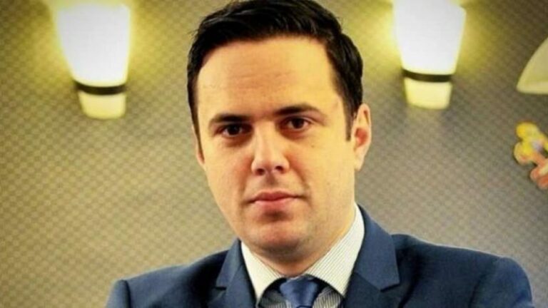 Një gëzim, një hidhërim: Sot Lumir Abdixhikut i vdes një person i afërt