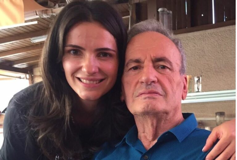 Vdes babai i aktores Yllka Gashi