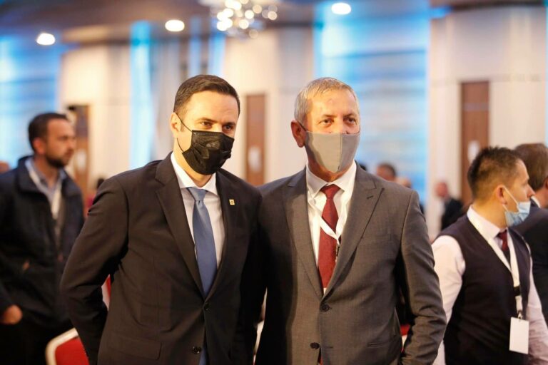 Quni i kundërpërgjigjet Selmanajt: Nuk kishte as turr as vrap, Lumiri e takoi i fundit Osmanin