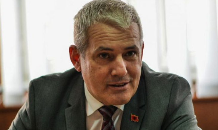 Sveçla merr një vendim për studentët e huaj që vijnë të studiojnë në Kosovë