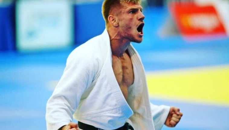 Akil Gjakova futet në top dhjetëshen e xhudistëve më të mirë në botë