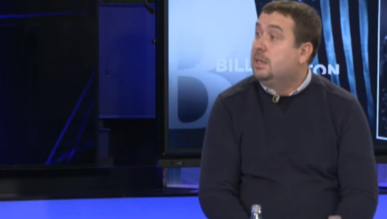 Latifi: Vjosa Osmani po bëhet presidente me pazare, sikur presidentët tjerë