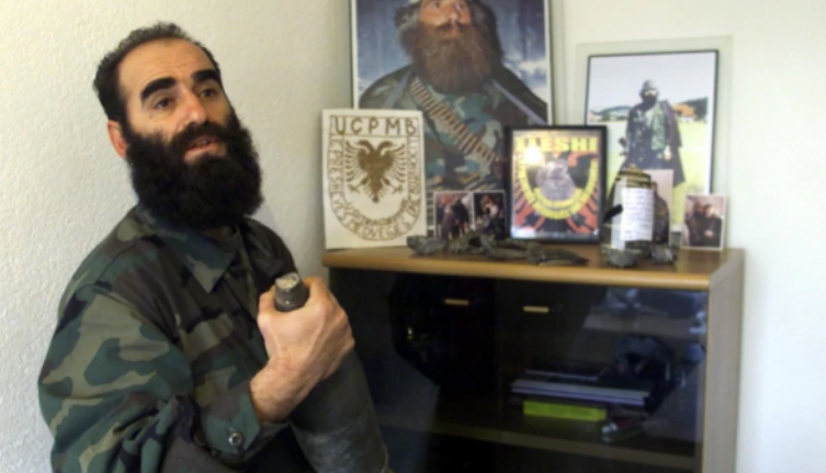 Policia serbe ndalon ndërtimin e monumentit të Komandant Lleshit në Tërnoc