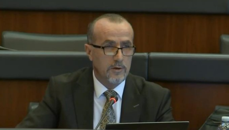 Haxhiu akuzon MSH-në se qëllimisht po e ulë numrin e testimeve