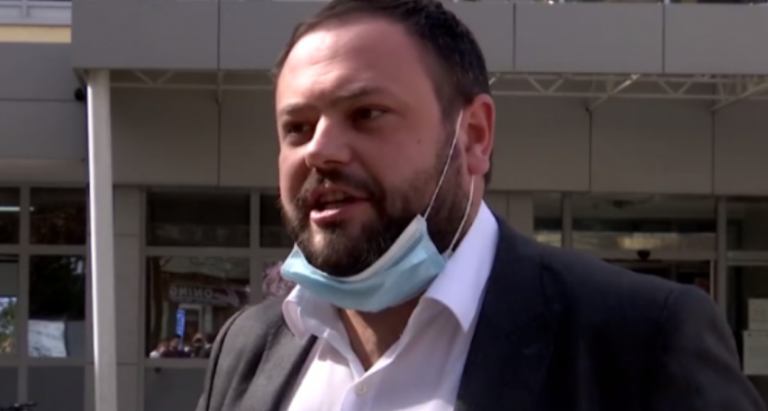 “Bashkim kombëtar me pushkë ose me referendum”, zyrtari i VV-së flet për sulmet që mori nga zyrtarët serbë