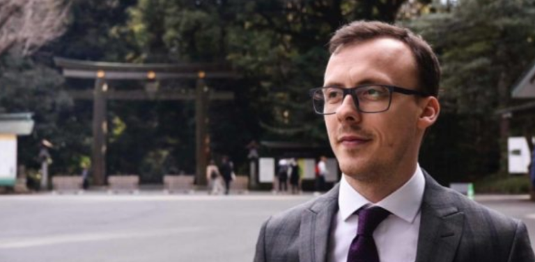 Jep dorëheqje zëdhënësi i PDK’së