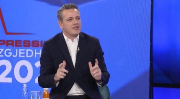 Gashi tregon se LDK-ja s’do të jetë pjesë e dialogut me Serbinë: Çka me bo ne aty, me ia mbajt çantën Albin Kurtit a?