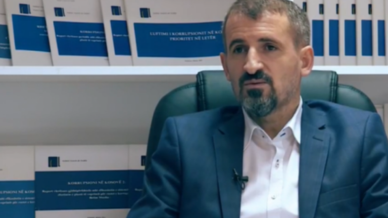 Miftaraj: Dasmat të mbahen në platformën ‘Zoom’