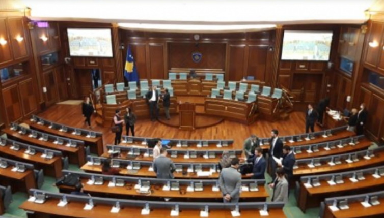 Ende nuk ka as nënshkrime, kur do të mbahet seanca për zgjedhjen e presidentit?