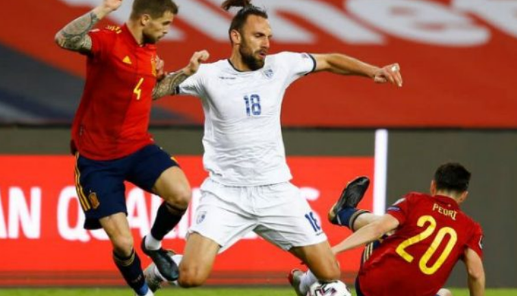 Gazeta katalonase tallet me Spanjën: Federatës spanjolle s’i ndezi me Kosovën