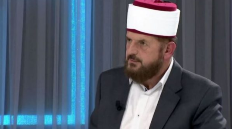 Shefqet Krasniqi tregon se a duhet të agjërojnë personat që e kanë kaluar Covid-19