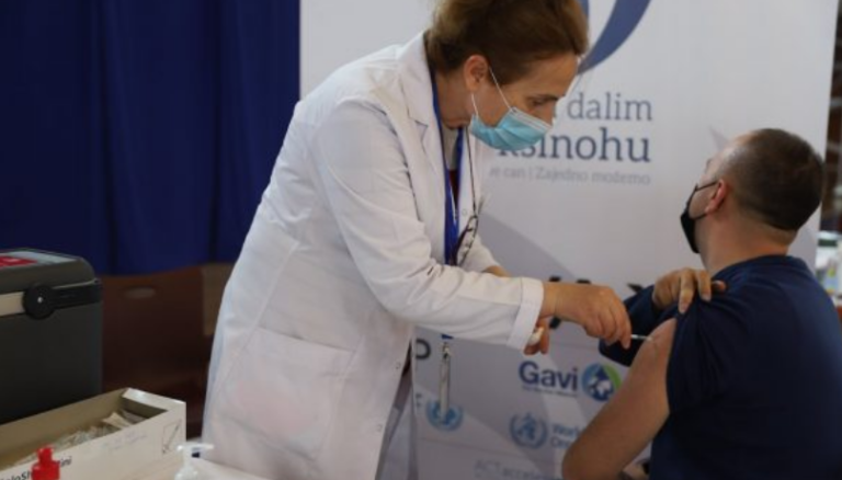 Njoftim nga Ministria e Shëndetësisë rreth vaksinimit kundër COVID-19 në Kosovë
