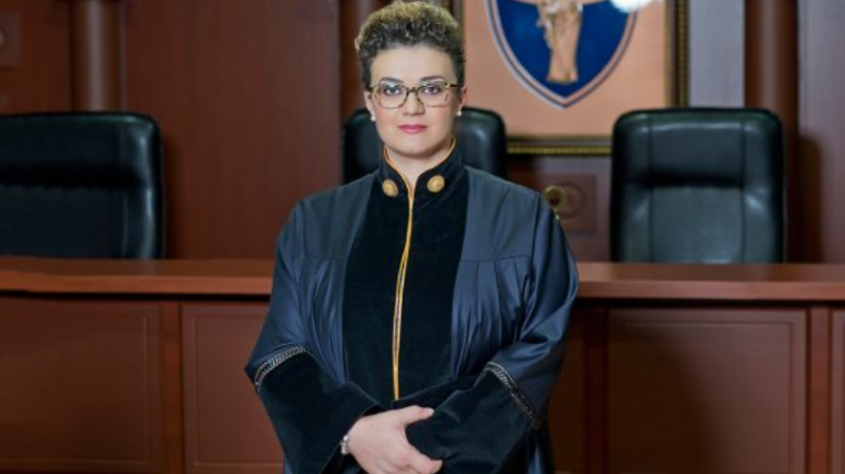 Arta Ramës i përfundon mandati në qershor, Kuvendi shpall konkursin për gjyqtar të Kushtetueses