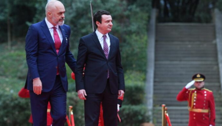 “Ncuk, ncuk, ncuk”, përgjigja e Edi Ramës për përkrahjen që Kurti po ua bën 3 kandidatëve të VV-së në Shqipëri