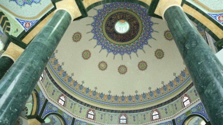 Arratiset nga burgu terroristi që planifikonte masakrën në një xhami të Zvicrës, gjendet diku në Ballkan