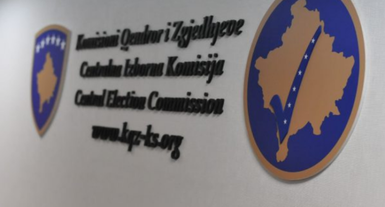 ​KQZ çregjistron dy parti politike