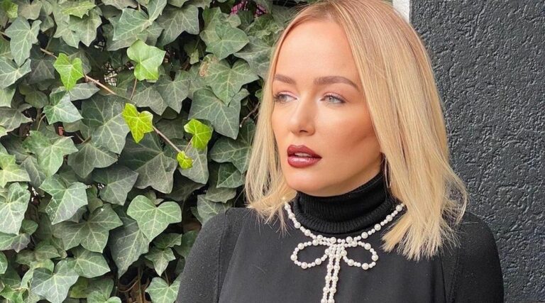 Adriana Matoshi: Kam hyrë në politikë, por nuk e kam lënë artin për asnjë moment