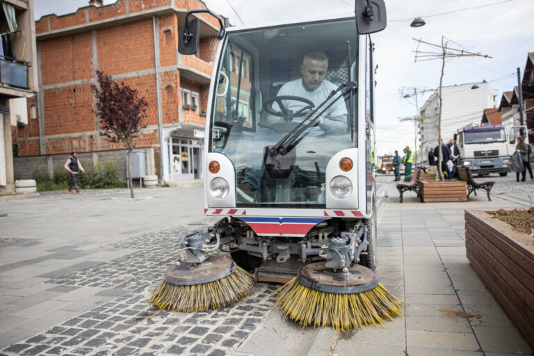 Në Skenderaj nis “Java e Pastrimit”