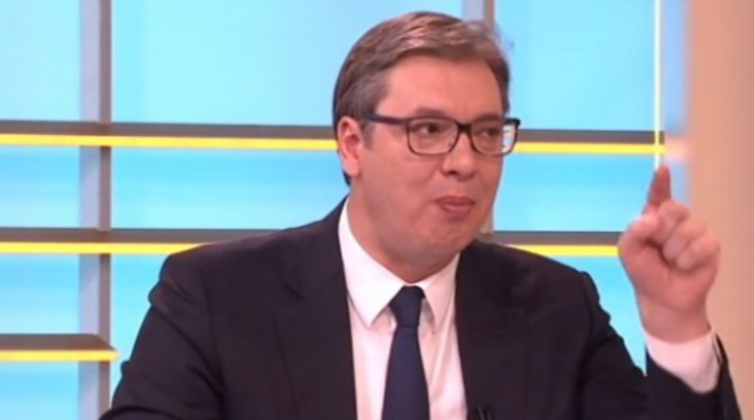 Vuçiq humb kontrollin, shan ndërkombëtarët: Rrenca, dyfytyrësh e të papërgjegjshëm