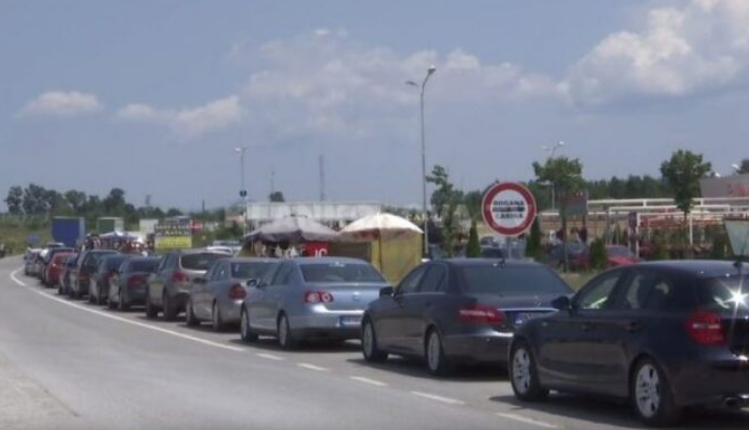 Kthimi i mërgimtarëve pas festës së Bajramit, tollovi në Merdare