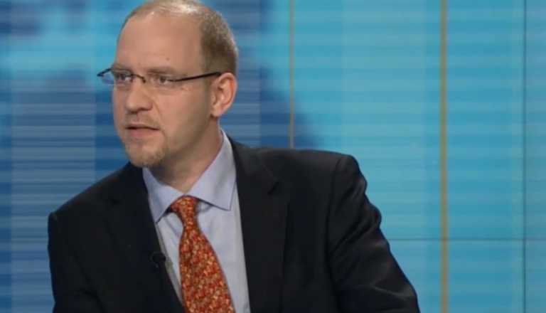 Bieber e bën për ‘pesë pare’ deputeten gjermane që flet keq për Kosovën