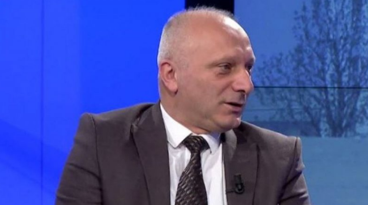 Avokati Qerkini tregon se çfarë është gjenocidi