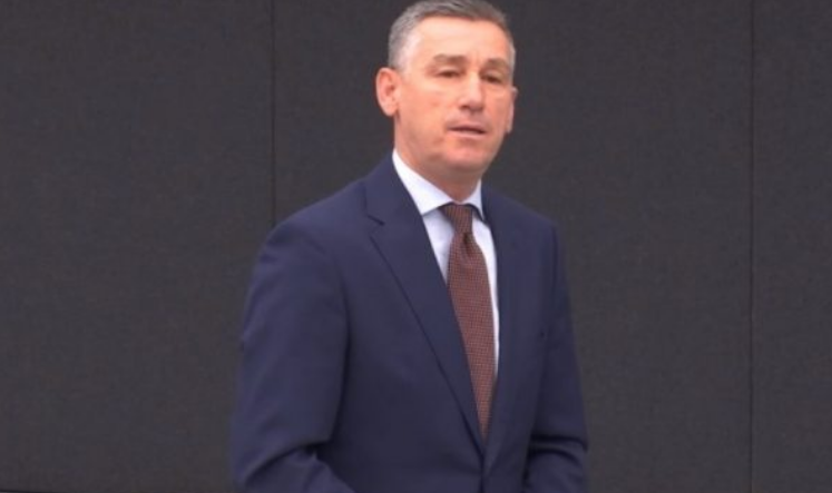 Dhomat e Specializuara e konfirmojnë: Veseli është transferuar në Hagë