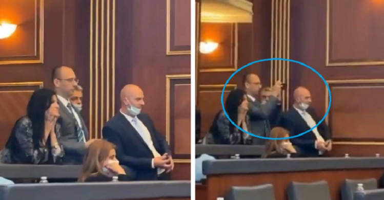 Deputetët e Listës Serbe e shijojnë përplasjen mes deputetëve të VV’së dhe PDK’së