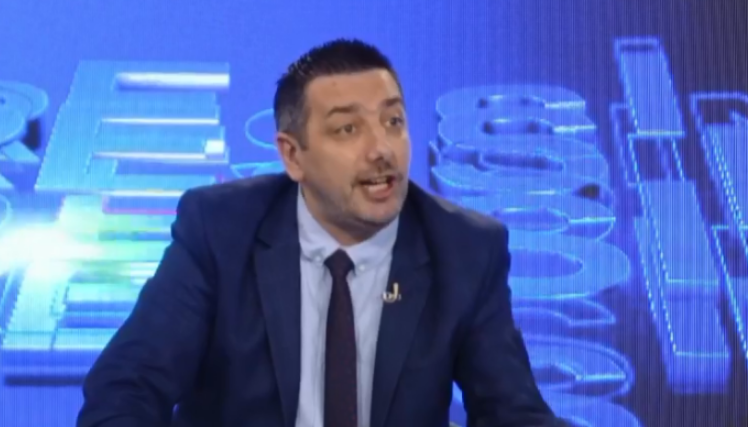Valon Syla: Albin Kurti s’e ka asnjë shok të ngushtë prej shkollës fillore