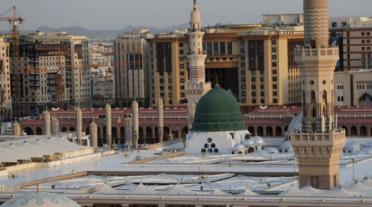 Arabia ndalon zërin e lartë të hoxhallarëve nëpër xhami, lejohet vetëm ezani