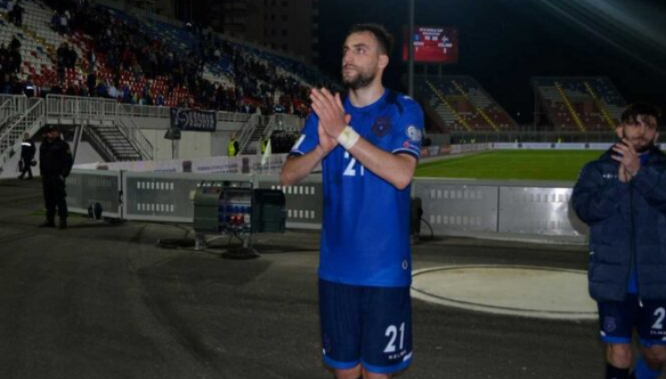 Atdhe Nuhiu tërhiqet nga Kombëtarja e Kosovës