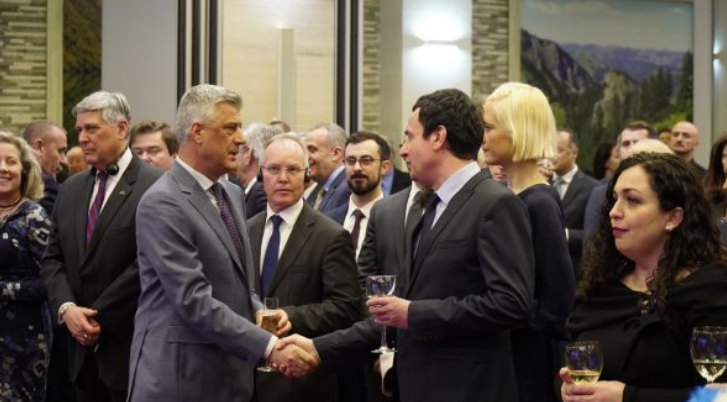 Nga sa gjuhë i flasin politikanët kosovarë?