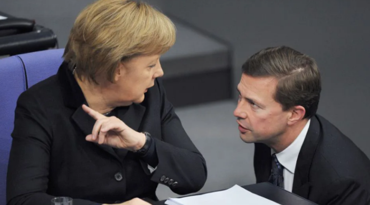 Zëdhënësi i Merkelit: Ndryshimi i kufijve është i rrezikshëm