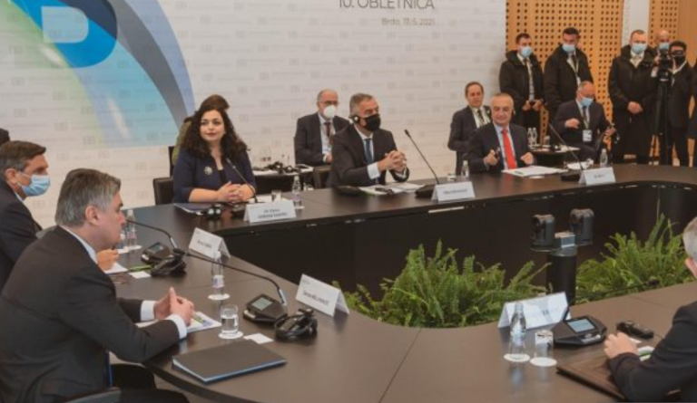 Osmani në prani të Vuçiqit: Është detyrë morale dhe njerëzore e imja të flas për krimet e Millosheviqit