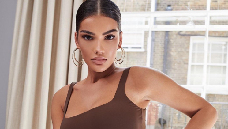 U bë nënë para disa javëve, por a e dini sa vite mbush sot Arbenita