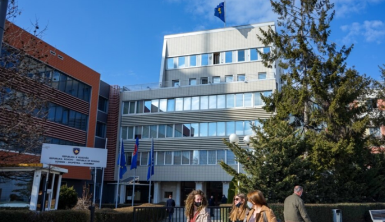 Kryesuesi i bordit të AKP-së që u shkarkua sot: Nuk jemi hajna