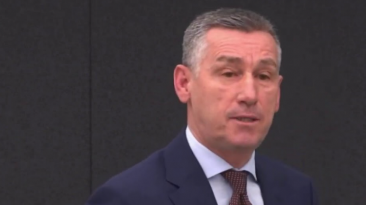 Babai i tij pësoi sulm në tru, kjo ishte arsyeja që Kadri Veseli erdhi në Kosovë