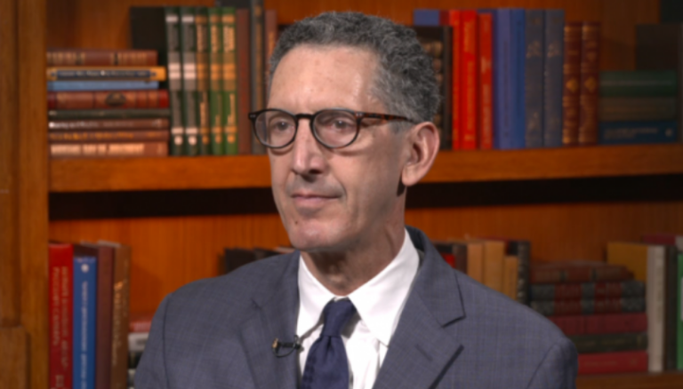 Profesori amerikan: Serbia është problemi në Ballkan, ja si zhduket fuqia e saj