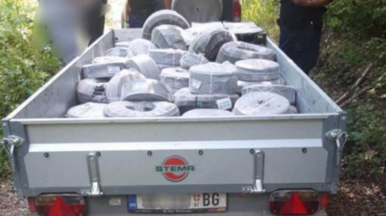 Policia Kufitare e Kosovës sekuestron pajisje elektrike në Leposaviq në vlerë rreth 2 mijë euro