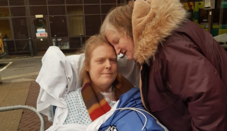 Kaloi 14 muaj i shtruar në spital, megjithatë humb betejen me Covid19