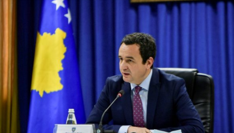 Kurti nervozohet me gazetarët: Nëse doni të vij më shpesh në konferenca më pyetni më pak për dialogun