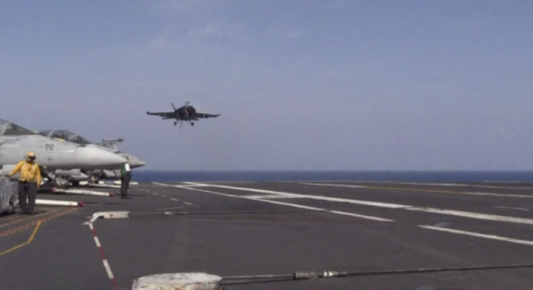 Forcat amerikane në alarm, Rusia ‘fundosë’ aeroplanmbajtësen pranë Havait