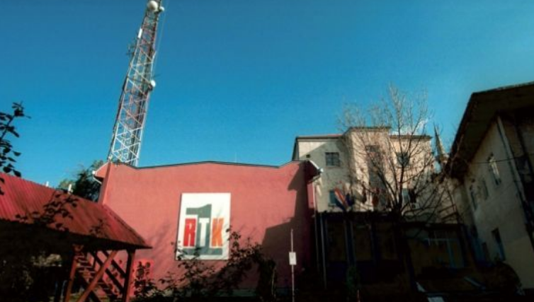 Punësimet familjare e partiake në RTK, deputeti i VV-së tregon emrat