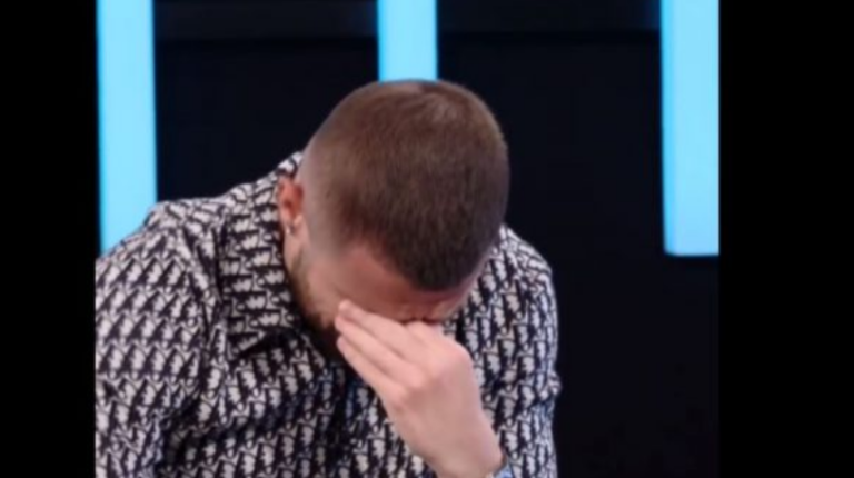 Lojtari i Kombëtares së Kosovës shpërthen në lot kur flet për kohën e luftës
