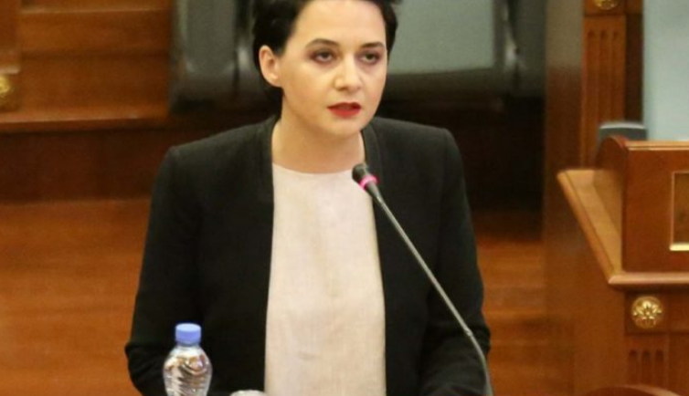 Deputetja e VV-së: Sot ishim një hap para Serbisë, tani ne caktojmë temat