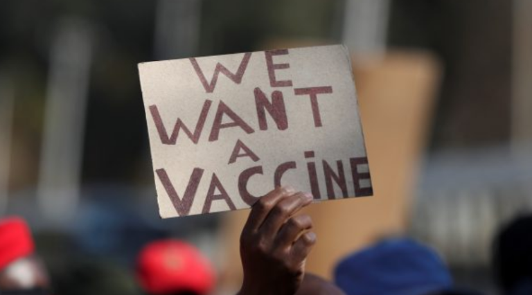 ‘Delta’ godet më shumë të pavaksinuarit, alarm për valë të re në gusht