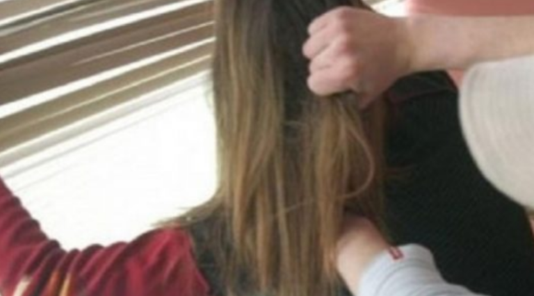 Kosovari e rrahu gruan dhe e nxorri jashtë me fëmijët pasi kjo nuk e përshëndeti