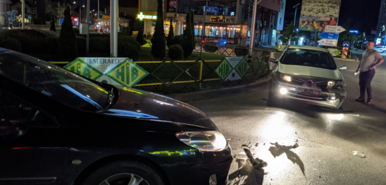 Deputeti i Lëvizjes Vetëvendosje aksidentohet me një serb